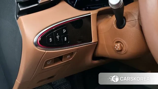 Genesis GV70 id 3716498 из Кореи 7