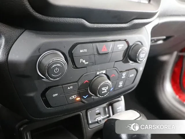 Jeep Renegade id 3315468 из Кореи 7