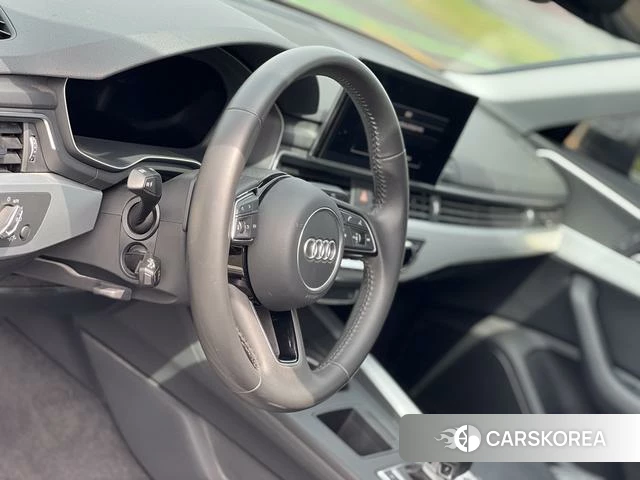 Audi A4L id 4272636 из Китая 7