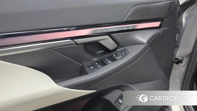 BMW 5 Series (G60) id 3750844 из Кореи 7