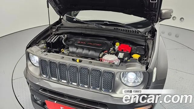 Jeep Renegade id 2665345 из Кореи 7