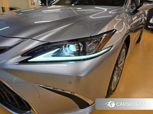 Lexus ES300h 7th generation id 4206609 из Кореи 7