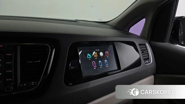 Kia All New Carnival id 4937852 из Кореи 7
