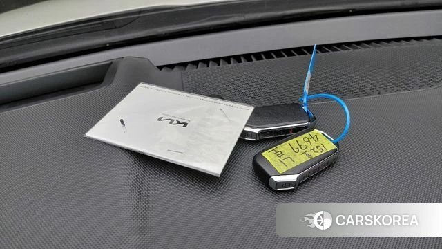 Kia Di Ol Nu Niro id 4585546 из Кореи 7