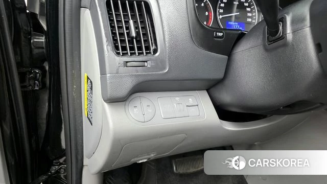 Hyundai The New Grand Starex id 3845918 из Кореи 7