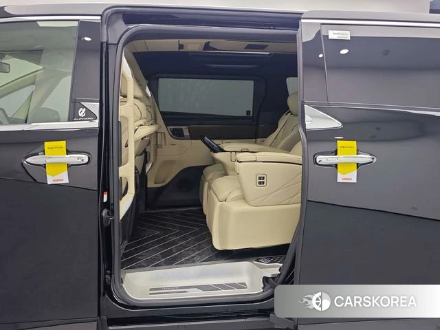 Toyota Elfa id 4273332 из Китая 7