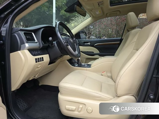 Toyota Highlander id 3890767 из Китая 7