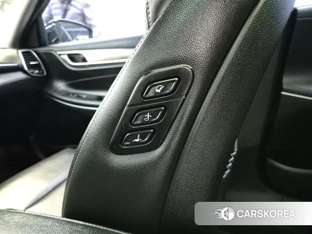 Hyundai Grandeur IG id 3024471 из Кореи 7