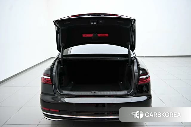 Audi A8 id 4260810 из Китая 7