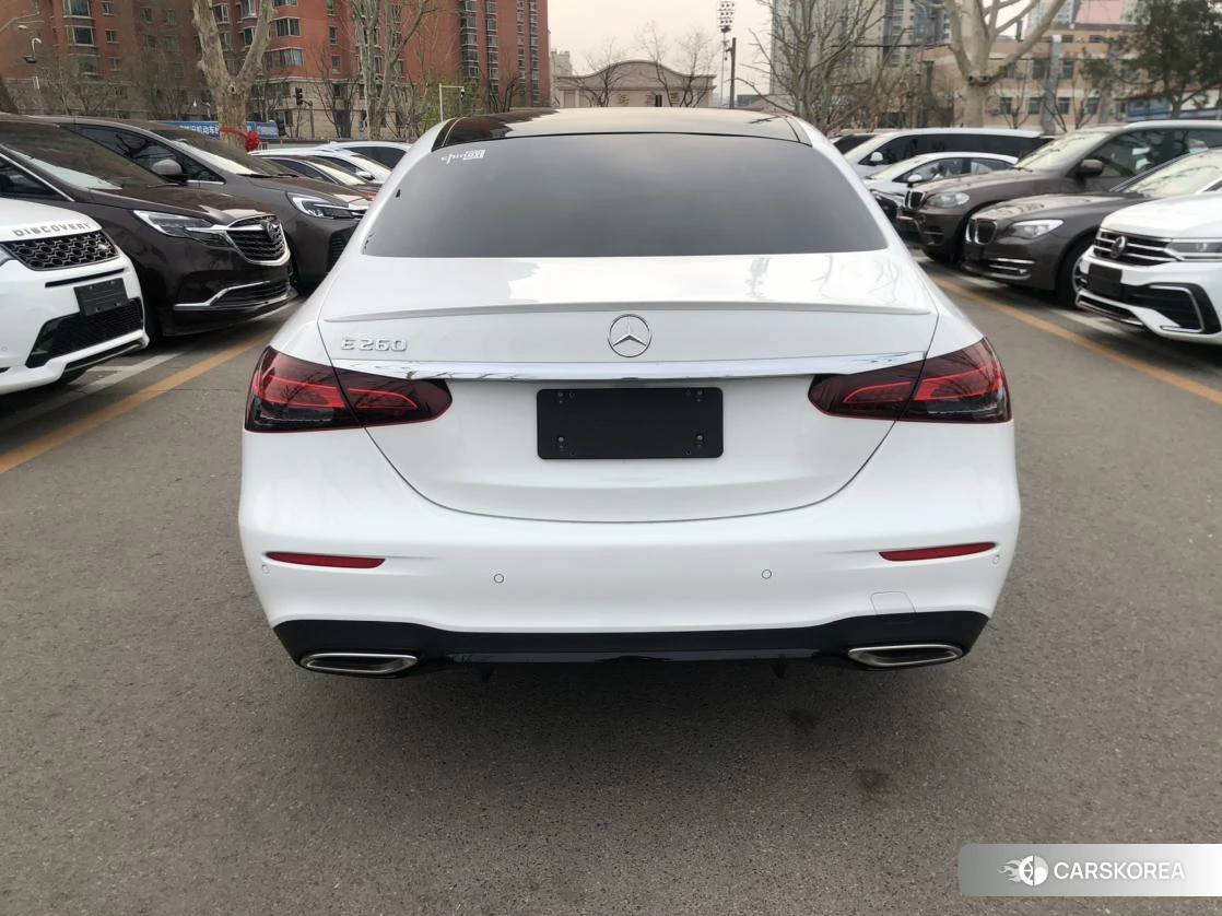 Mercedes-Benz E-Class id 4513494 из Китая 7