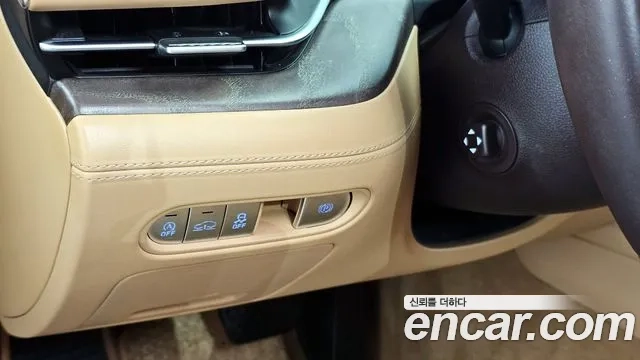 Genesis G90 (RS4) id 2920311 из Кореи 7