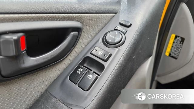 Hyundai The New Grand Starex id 4543405 из Кореи 7