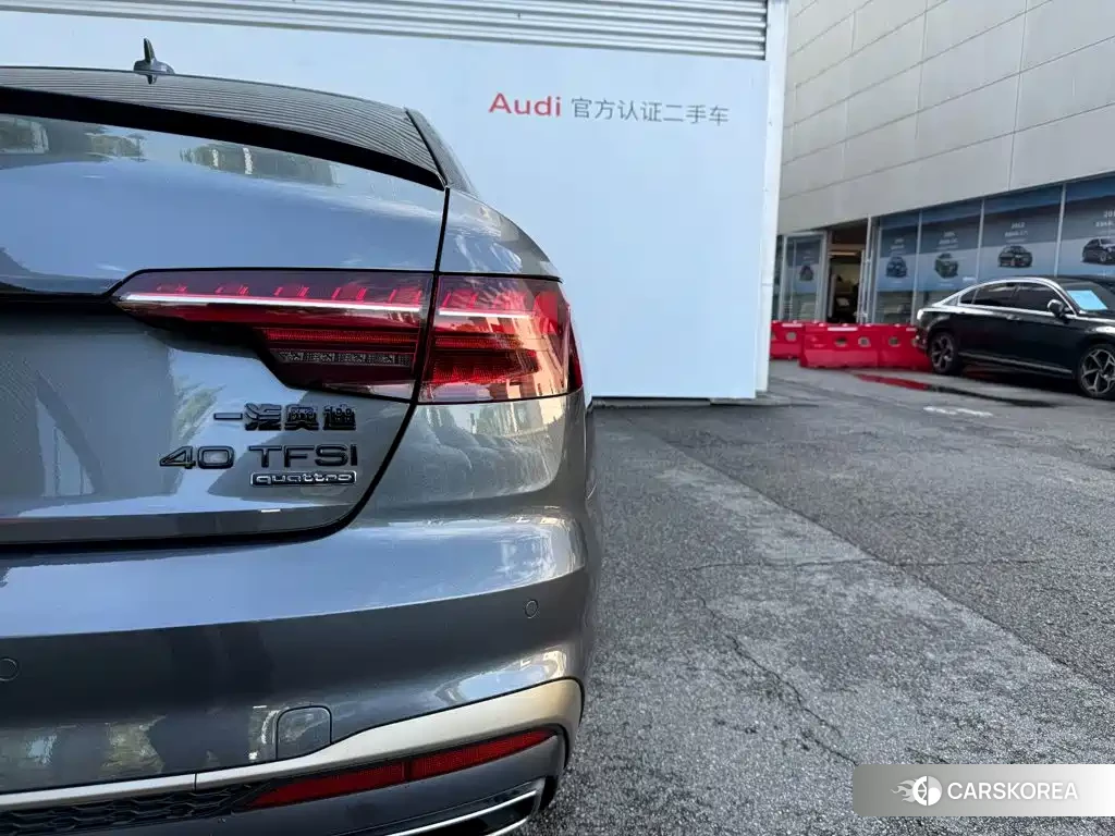 Audi A4L id 4679511 из Китая 7