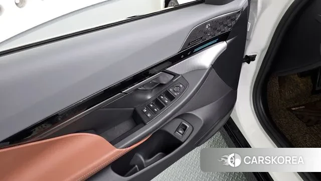 BMW 5 Series (G60) id 3036302 из Кореи 7