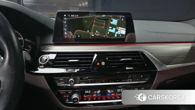 BMW 5 Series (G30) id 3641781 из Кореи 7