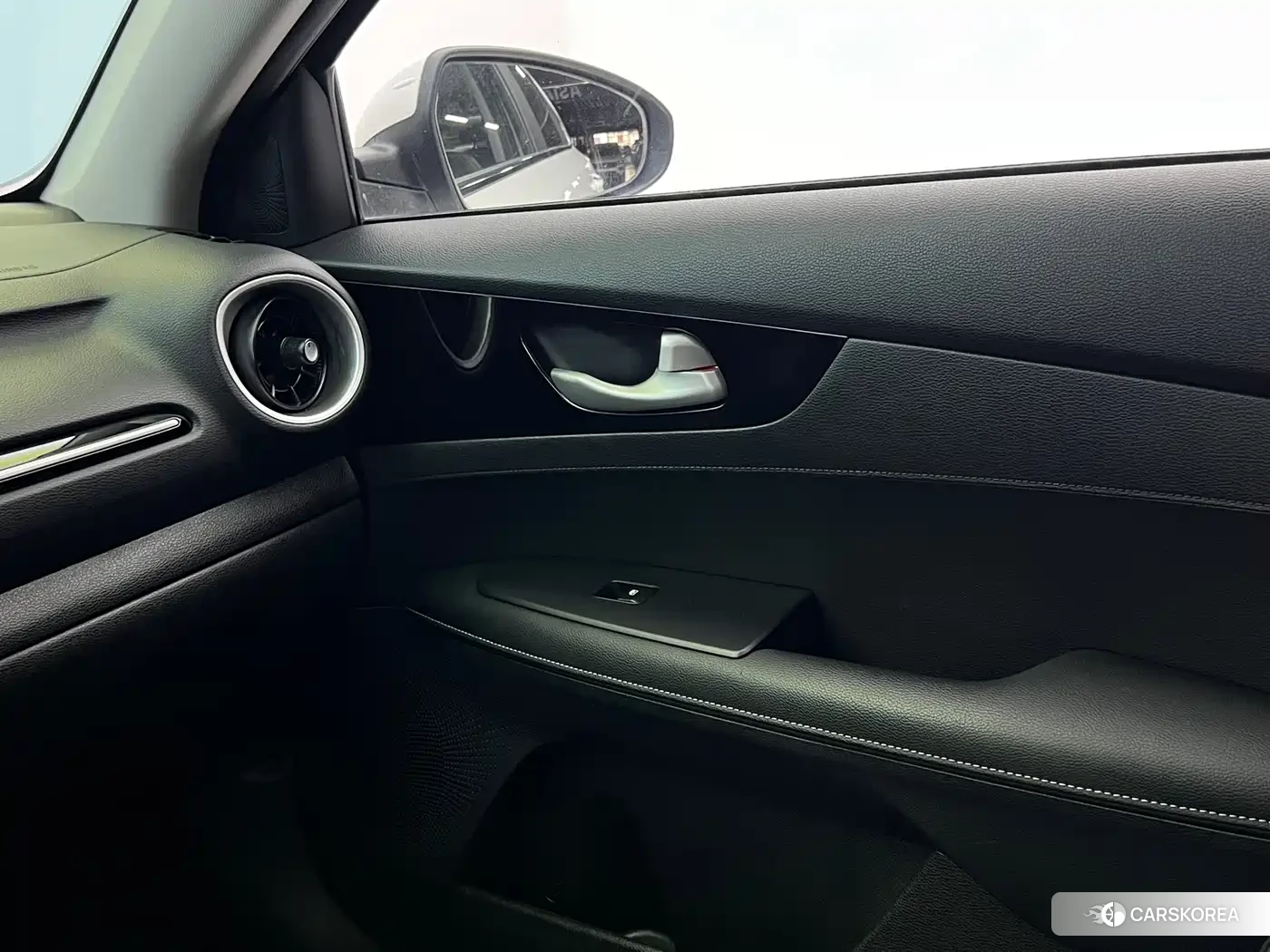 Kia K3 id 4547972 из Китая 7