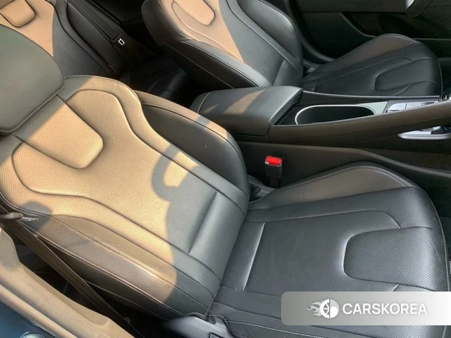 Hyundai Elantra id 3968851 из Китая 7