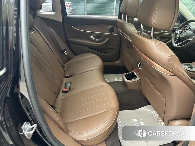 Mercedes-Benz E-class id 4290383 из Китая 7