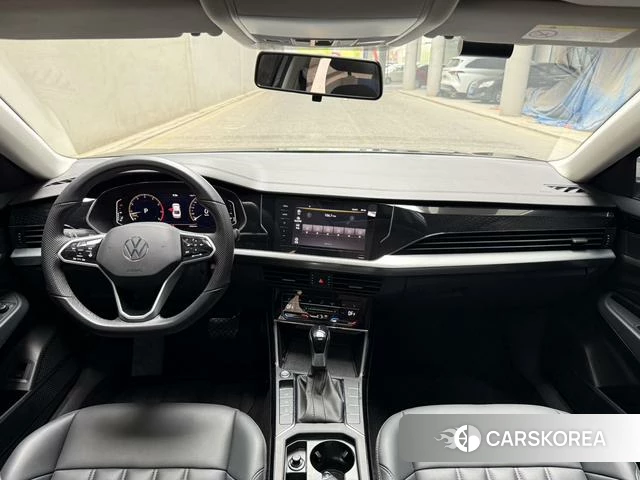 Volkswagen Passat id 4276151 из Китая 7