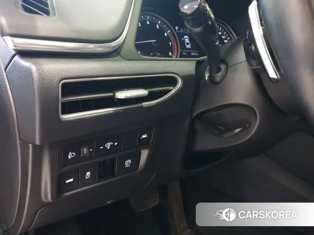 Hyundai Sonata (DN8) id 3307329 из Кореи 7