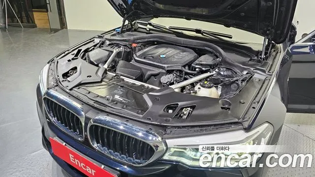 BMW 5 Series (G30) id 2682318 из Кореи 7