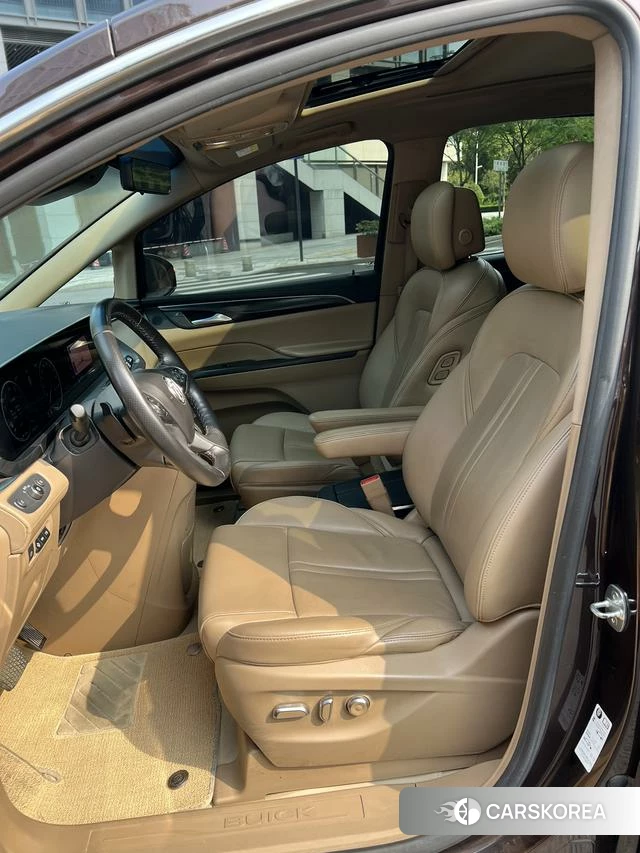 Buick GL8 id 4222105 из Китая 7