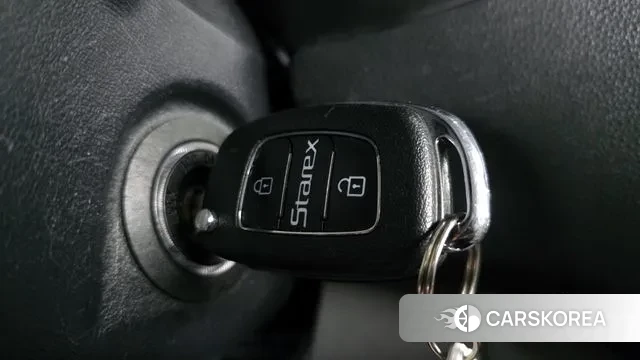 Hyundai The New Grand Starex id 3357102 из Кореи 7