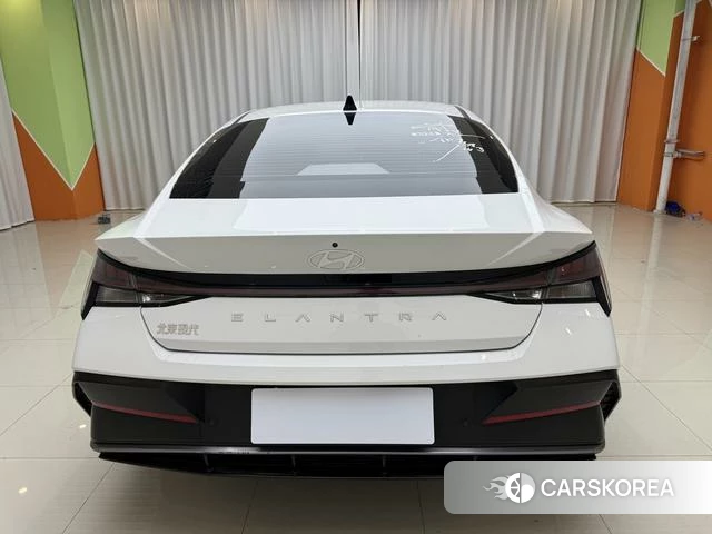 Hyundai Elantra id 4301670 из Китая 7