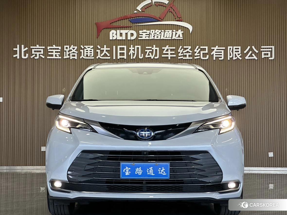 Toyota Saina id 4504770 из Китая 7