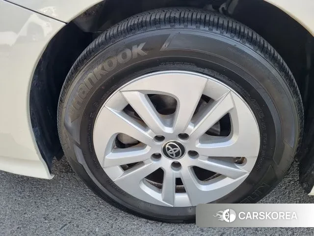 Toyota Prius 4th Generation id 3713864 из Кореи 7