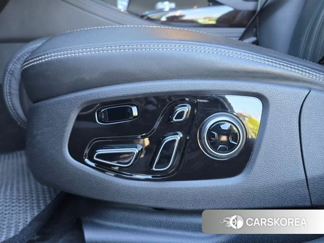 Genesis G90 id 4651845 из Кореи 7