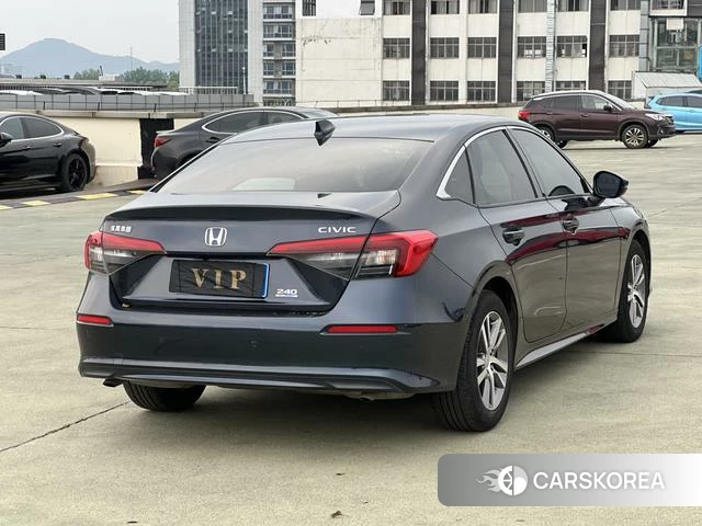 Honda Civic id 4272949 из Китая 7