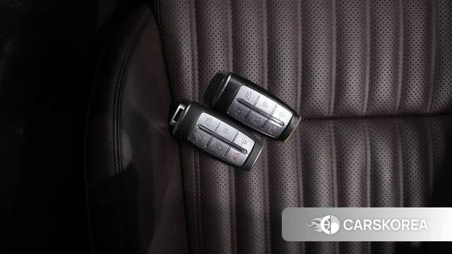 Genesis The New G70 id 4619655 из Кореи 7