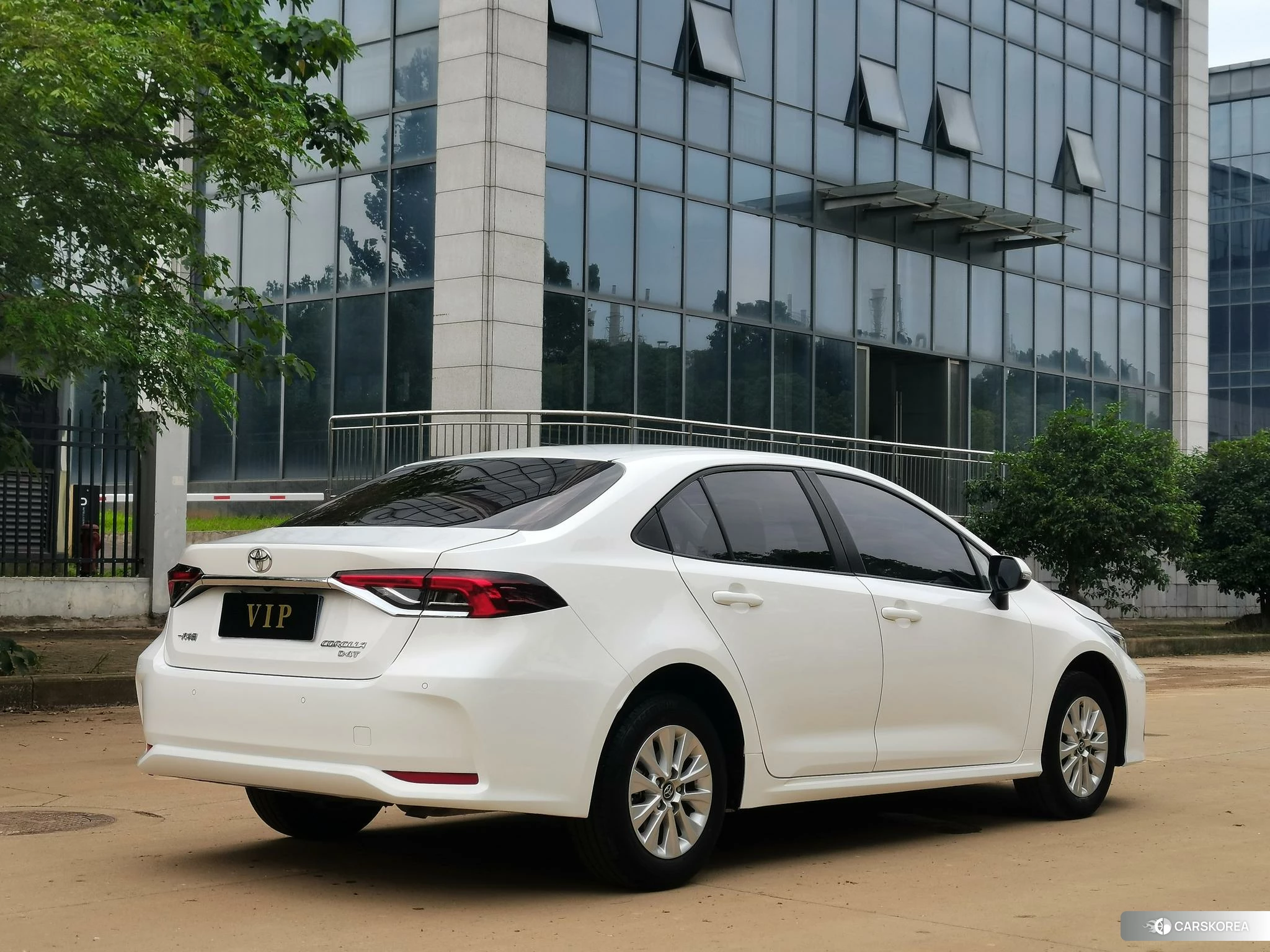 Toyota Corolla id 4461430 из Китая 7
