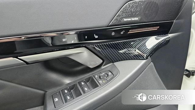 BMW 5 Series (G60) id 4302310 из Кореи 7