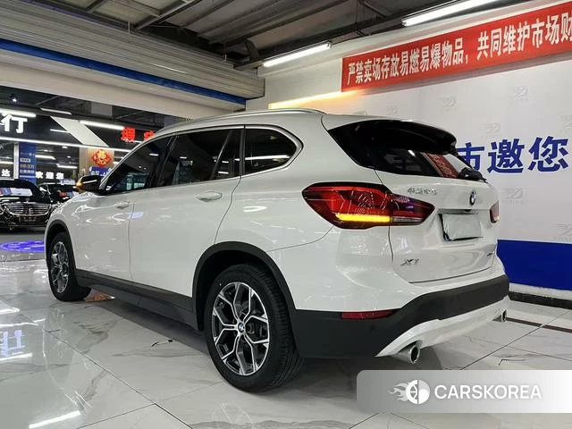 BMW X1 id 4258936 из Китая 7