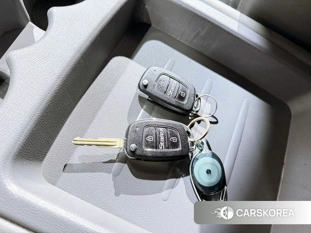 Hyundai The New Grand Starex id 4180465 из Кореи 7