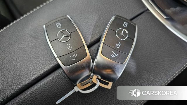 Mercedes-Benz C-Class W205 id 4303962 из Кореи 7