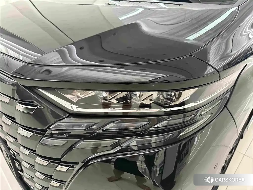 Toyota Elfa id 4576314 из Китая 7