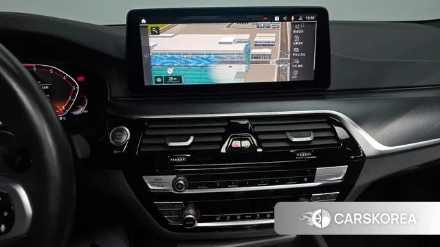 BMW 5 Series (G30) id 3366146 из Кореи 7