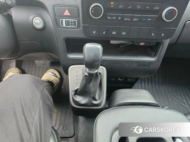 Hyundai Staria id 3355349 из Кореи 7