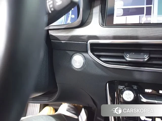 Kia K7 Premier Hybrid id 3788349 из Кореи 7