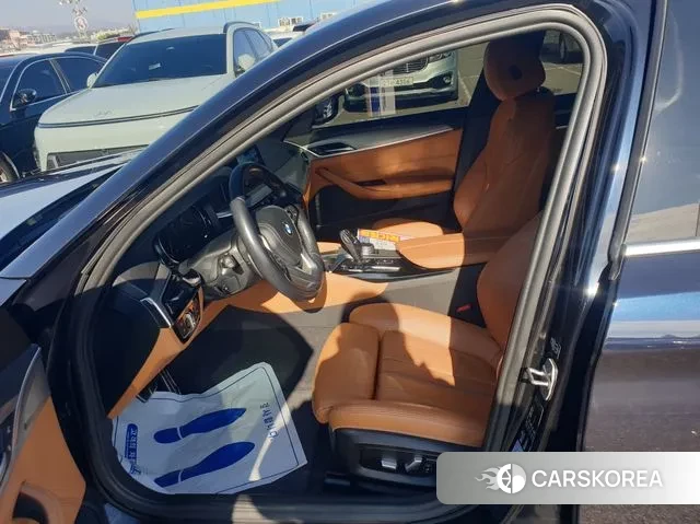 BMW 5 Series (G30) id 3403307 из Кореи 7