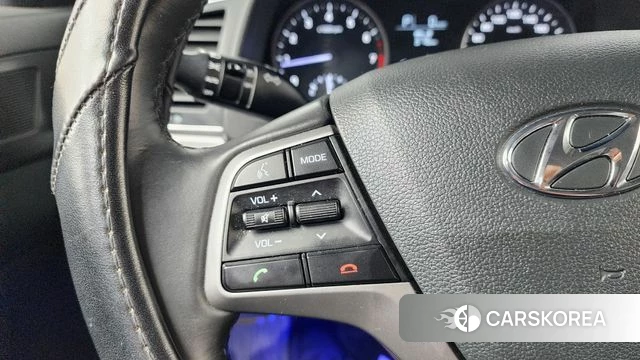 Hyundai Avante AD id 4536808 из Кореи 7