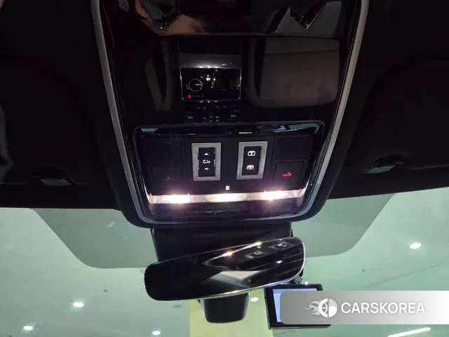 Land Rover Range Rover Velar id 3530291 из Кореи 7