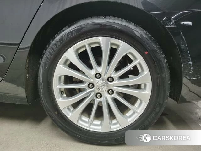 Buick Lacrosse id 4209458 из Китая 7