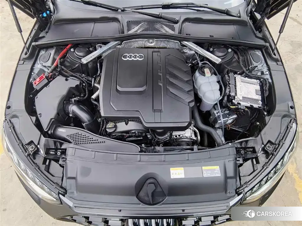 Audi A4L id 4514301 из Китая 7