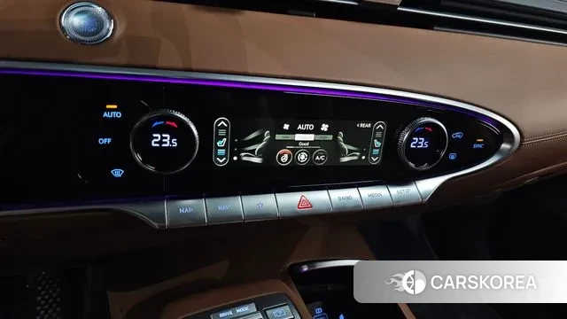 Genesis GV70 id 3696501 из Кореи 7