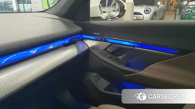 BMW 5 Series (G60) id 3446843 из Кореи 7