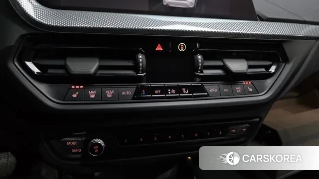 BMW 1 Series (F40) id 3635239 из Кореи 7